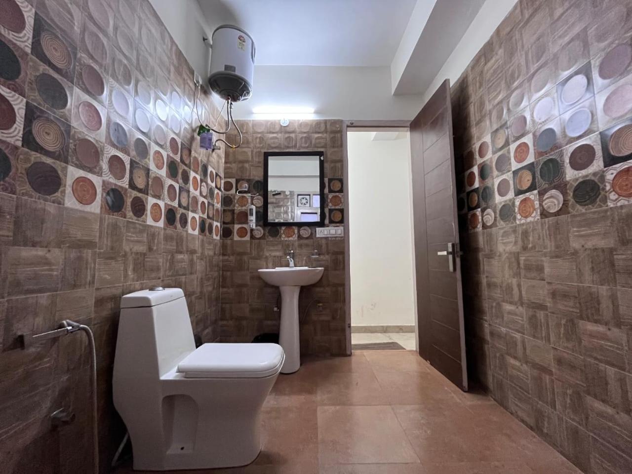 Hotel Tribe View - Away From City Hustle !! Top Rated & Most Awarded Property !! A Peaceful Stay Kasauli Eksteriør bilde