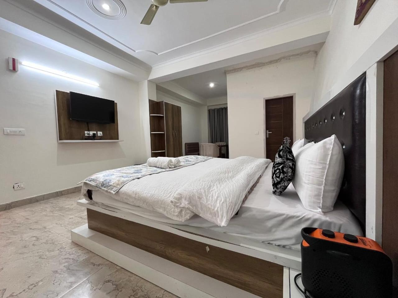 Hotel Tribe View - Away From City Hustle !! Top Rated & Most Awarded Property !! A Peaceful Stay Kasauli Eksteriør bilde